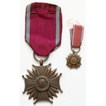 Brązowy Krzyż Zasługi - z miniaturką i nadaniem 1938 r.