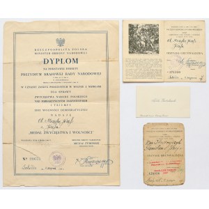 People's Republic of Poland, Set of cards and diplomas authorizing the wearing of badges and medals