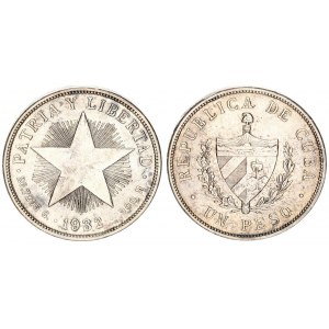 Cuba 1 Peso 1932 Averse: National arms within wreath denomination below. Reverse: Low relief star da...
