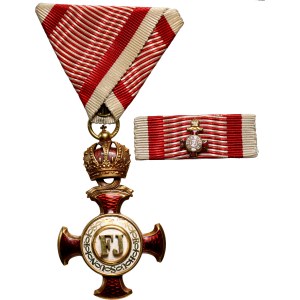 Austria, Franz Joseph, Golden Cross of Merit with a crown for civilians in a box (Zivil-Verdienstkreuz)