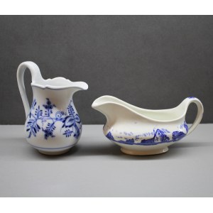 porcelanowy mlecznik, wzór cebulowy, Carl Teichert, Miśnia, 1882 – 1929 i porcelanowa sosjerka, Szkocja