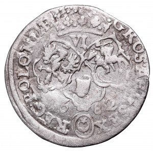 Jan III Sobieski, Szóstak 1682, Bydgoszcz - kokardki przy tarczach, zarysowany rękaw