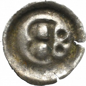 Kujawy(?), Kazimierz III Wielki, Brakteat B z trzema kulami