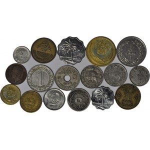 zestaw 17 szt. monety opisane alfabetem arabskim