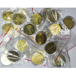 Zestaw 31 szt. monet zastępczych i żetonów