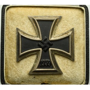 III Rzesza, Krzyż Żelazny I Klasy, C.E. Juncker, Berlin - pudełko nadaniowe LDO