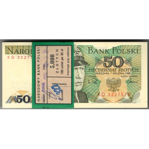 PRL, Paczka bankowa 50 złotych 1988 Świerczewski - seria KD