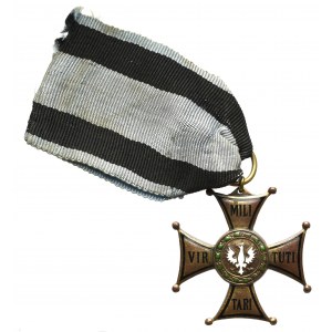 PRL, Krzyż srebrny Orderu wojennego Virtuti Militari - kopia Panasiuk z odciętą koroną