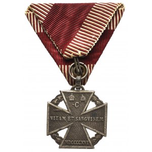 Austro-Węgry, Krzyż wojskowy Karola