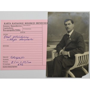 II RP, Fotografia mężczyzny z orłem patriotycznym w klapie z kolekcji I. Banaszkiewicza