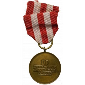 PRL, Medal Zwycięstwa i Wolności