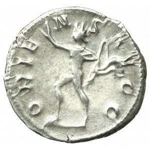 Cesarstwo Rzymskie, Walerian, Antoninian
