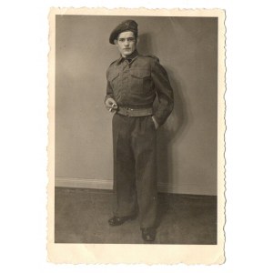 PSZnZ, Photograph of a Private