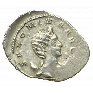 Cesarstwo Rzymskie, Salonina, Antoninian