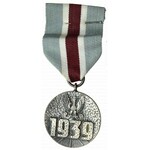 PRL, Medal Za wojnę obronną z legitymacją