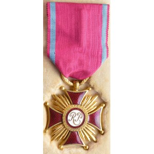 II RP, Złoty Krzyż Zasługi w pudełku dla cudzoziemców