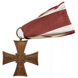 PRL, Krzyż Walecznych 1944 - wykonanie moskiewskie