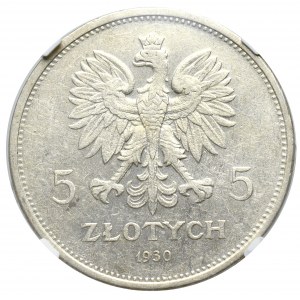 II Rzeczpospolita, 5 złotych 1930 Sztandar - HYBRYDA awers GŁĘBOKI SZTANDAR NGC AU58