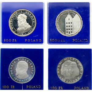 Poland 100 & 200 & 5000 Zlotych 1977-1989 Warsaw. With Origanal Box. Silver...