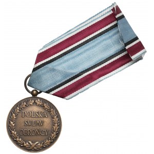 Medal pamiątkowy Za Wojnę 1918-1921 - Bertrand - kulkowy łącznik