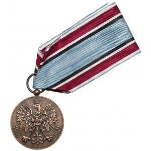 Medal pamiątkowy Za Wojnę 1918-1921 - Bertrand - kulkowy łącznik