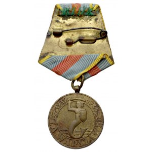 PRL, Medal za Warszawę 1939-1945 + Legitymacja