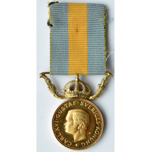 Szwecja, Karol XVI Gustaw, medal za zasługi dla Szwedzkiego Czerwonego Krzyża