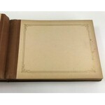 [Blanko-Fotoalbum] Dekoratives Fotoalbum. 25 Seiten. Bindung voller Leinwand. Abmessungen 19,5 x 12 cm. Vergoldete Kanten. Ca. 1880-1920.