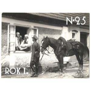 [WOJSKO Polskie - Panienki w okienku - fotografia sytuacyjna]. [28 VIII 1928]. Fotografia form. 16,...