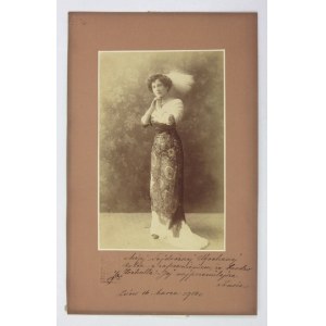 [TEATR - Irena TRAPSZO - fotografia portretowa z odręczną dedykacją]. [1913]. Fotografia form. 19,8x12,...