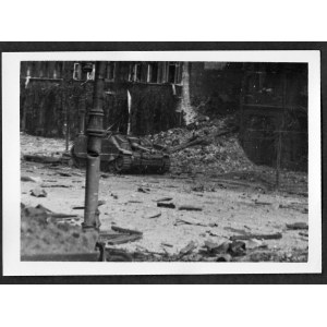 Warszawa 1944 Powstanie Warszawskie Zniszczony Niemiecki Czołg Typu „Panther” Eugeniusz Haneman Fotografia [Vintage Print]