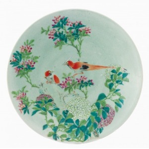 Talerz dekoracyjny z gałązką kaliny i ptakami