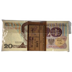 Paczka Bankowa 100 x 20 zł 1982 seria AM