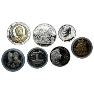 Zestaw medali oraz numizmatów Jan Paweł II, Fryderyk Chopin, Darłowo