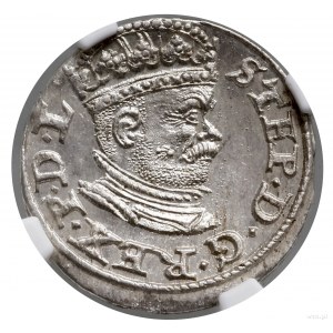 Trojak, 1586, Ryga; mała głowa króla, na awersie końców...