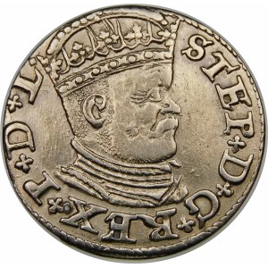 Stefan Batory, Trojak 1586, Ryga – mała głowa, krzyżyk