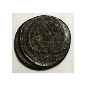 Theodosius I. (379 - 395).  Malý bronz AE14. R: VOT MULT / SMHB, minc. Heraclea, blíže neurčen