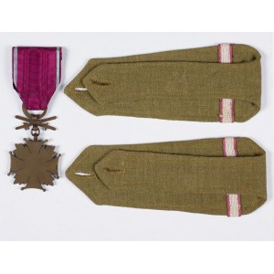 Zespół odznak i odznaczeń związanych z 7 Pułkiem Ułanów oraz Junacką Szkołą Kadetów
