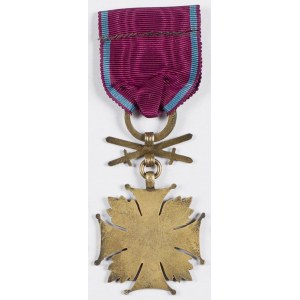 Złoty Krzyż Zasługi z Mieczami