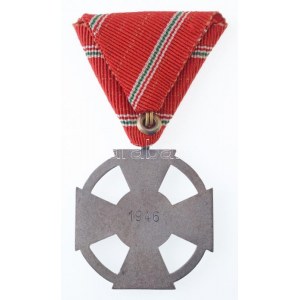 1946. Magyar Köztársasági Érdemérem ezüst fokozata silver plated Br kitüntetés eredeti mellszalagon...