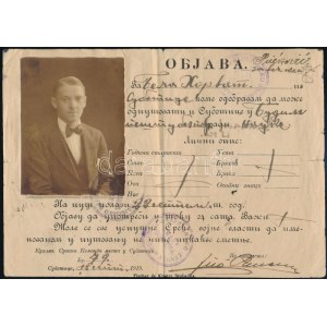 1919 Fényképes igazolvány, szabadkai lakos részére, szerb nyelven, szerb és francia bélyegzésekkel, plusz egy fotóval...