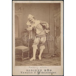cca 1874 Esztelneki Szacsvay Imre (1854-1939) színész, kabinetfotója Veress Ferenc kolozsvári fényképész műterméből...