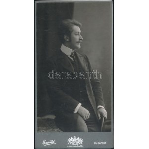 Márkus Jenő (1879-, tanácsos, operettszerző, a Népopera...