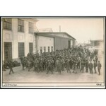 1916-1917 3 db eredeti fotó a fischamendi császári és királyi (k.u.k.) repülőgépgyárból, a műhelycsarnokról...