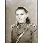 cca 1949 Nők egyenruhában (katonák és/vagy rendőrök és/vagy államvédelmisek?), Mosonyi Antalné (?-?), (Marika fotó...