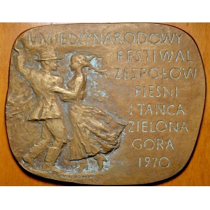 Poster from 1970 by Leszek Krzyszowski cast on the occasion of the IV MIędzynarodowy Festiwal Zespołów Pieśni i Tańca, Zielona Góra.