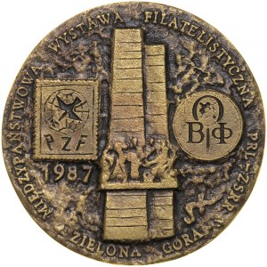Medaille von Jozef Stasinski, 1987, herausgegeben anlässlich der Internationalen Philatelieausstellung der Volksrepublik Polen-Sowjetunion, Zielona Góra 1987, in Verbindung mit dem 70. Jahrestag der Oktoberrevolution.