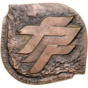 Medal autorstwa Józefa Stasińskiego z 1984 roku poświęcony XX Festiwalowi Piosenki Radzieckiej. Opus 047.