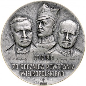 A 1988 medal minted to commemorate the 70th anniversary of the Greater Poland Uprising.