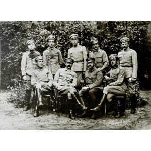 Józef Piłsudski (Fotografia), Józef Piłsudski i ośmiu legionistów